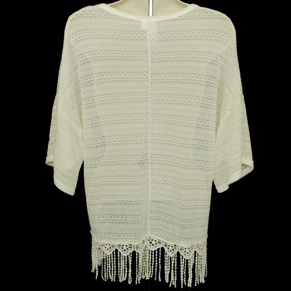 Alya Cream Oversize Sweater Size S Crochet Tassels - Picture 2 of 3